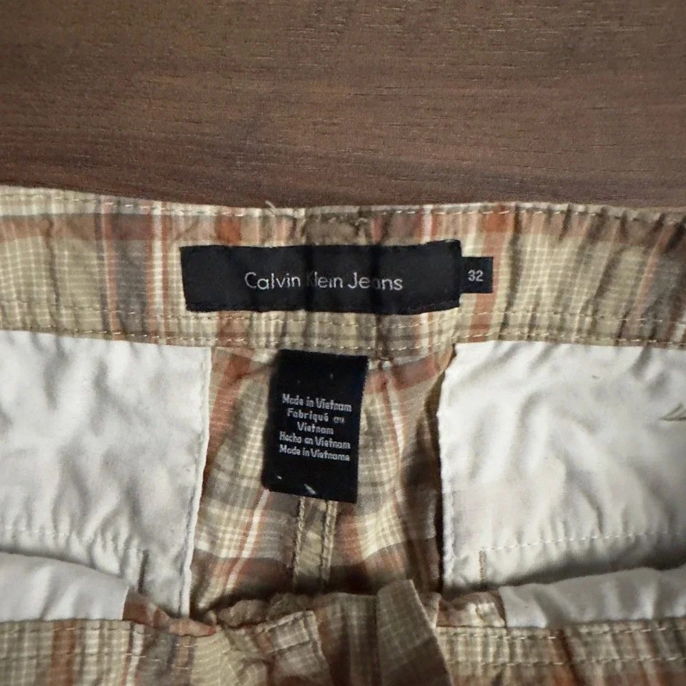 Y2K Calvin Klein Jeans Mens 32 Plaid Shorts Tan Brown Check Flat Front Cotton - Picture 3 of 5
